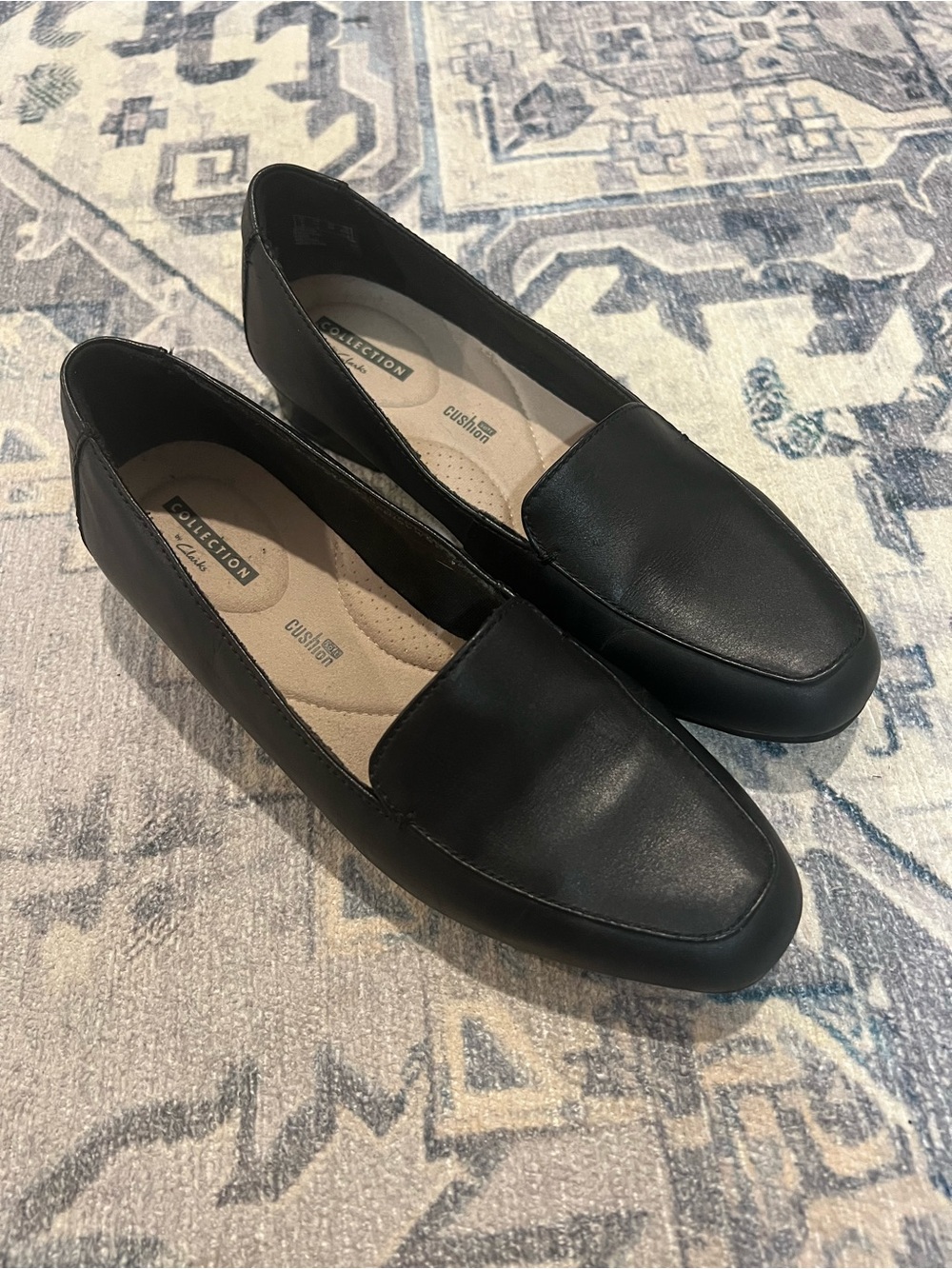 Clarks Collection Black Loafers 7.5 Cushion Soft Work Shoes